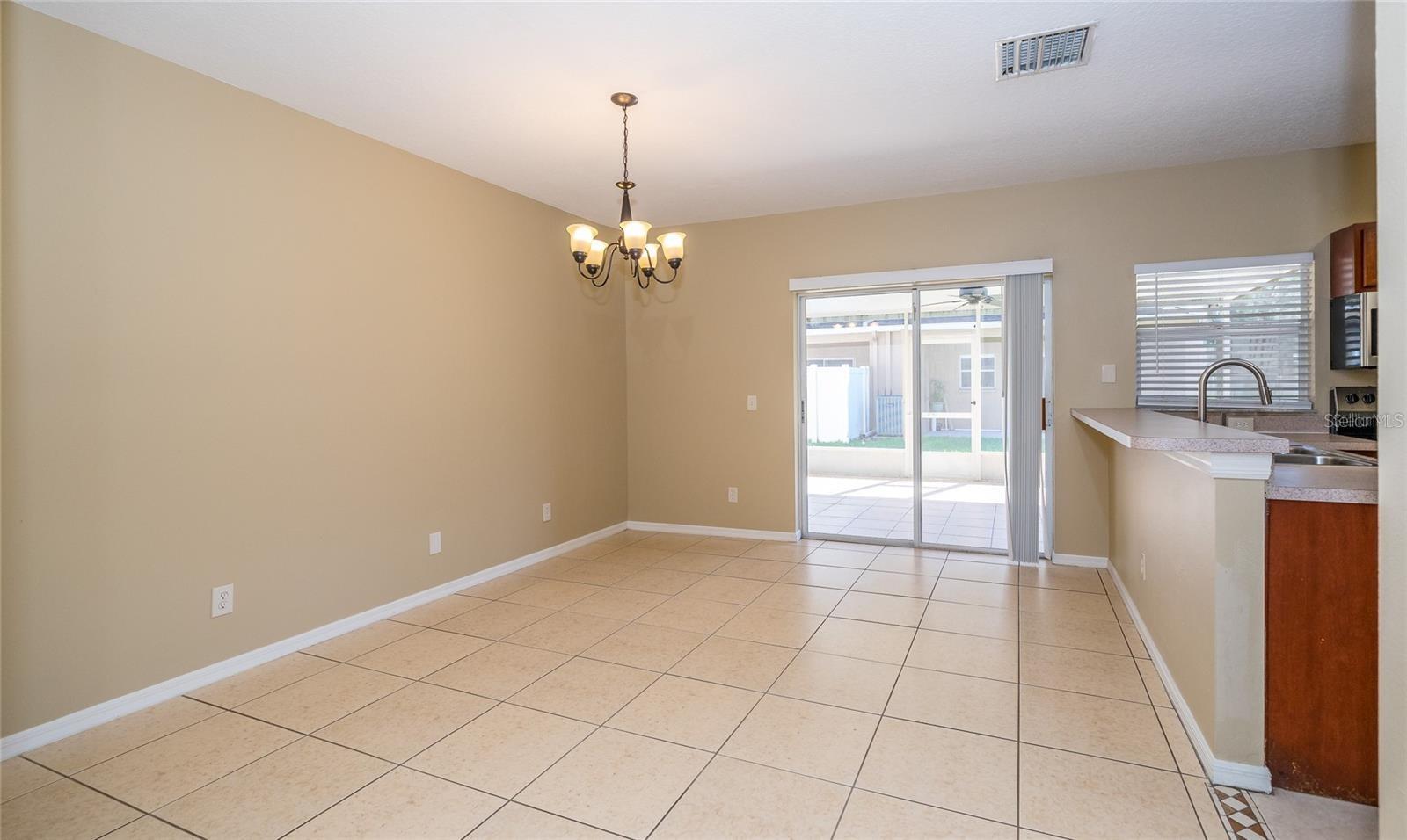 Image 7 of 31 For 1238 Beckenham Way