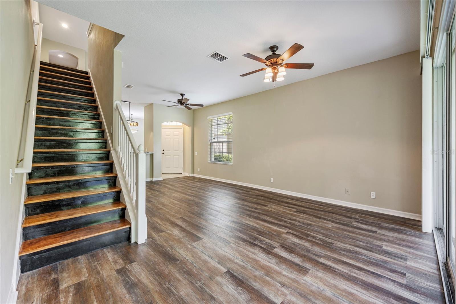 Image 15 of 53 For 4140 Bismarck Palm Drive