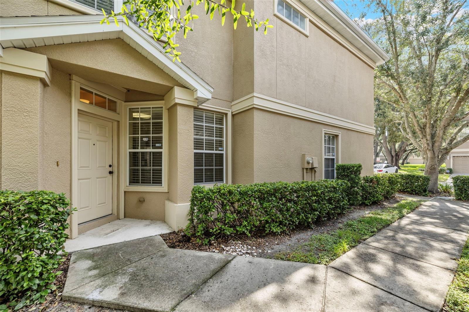 Image 3 of 53 For 4140 Bismarck Palm Drive