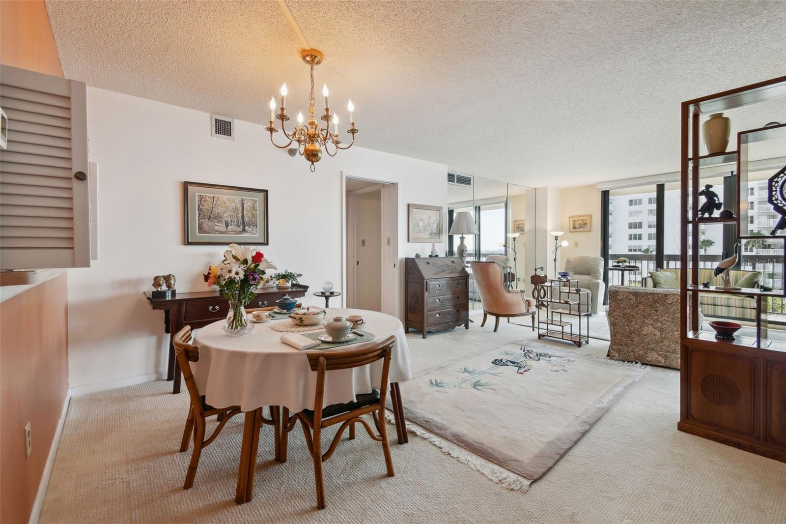 Image 19 of 51 For 2413 Bayshore Boulevard 703