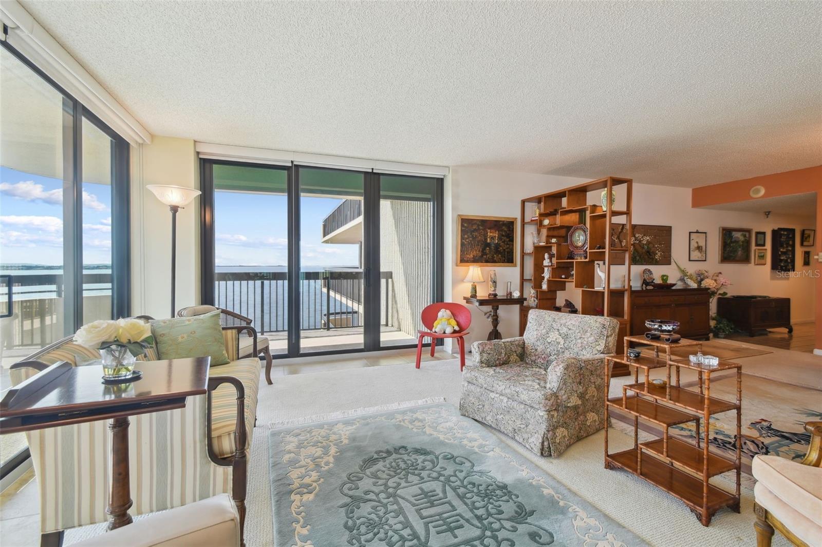 Image 26 of 51 For 2413 Bayshore Boulevard 703