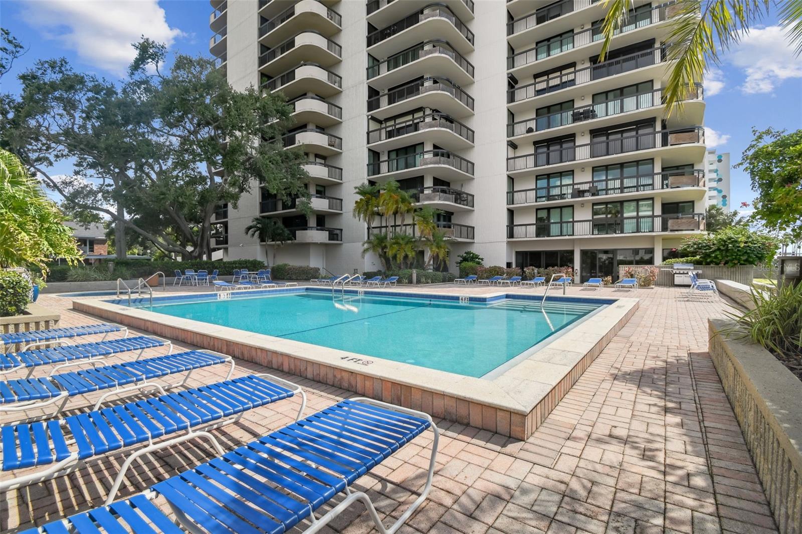 Image 44 of 51 For 2413 Bayshore Boulevard 703