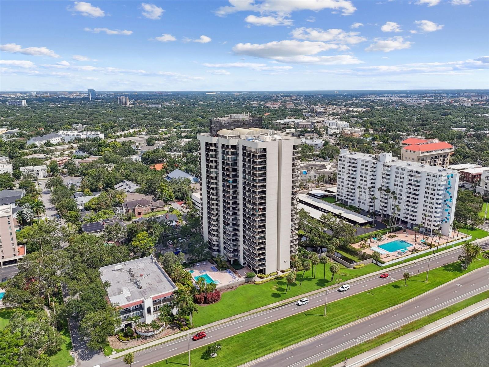Image 51 of 51 For 2413 Bayshore Boulevard 703