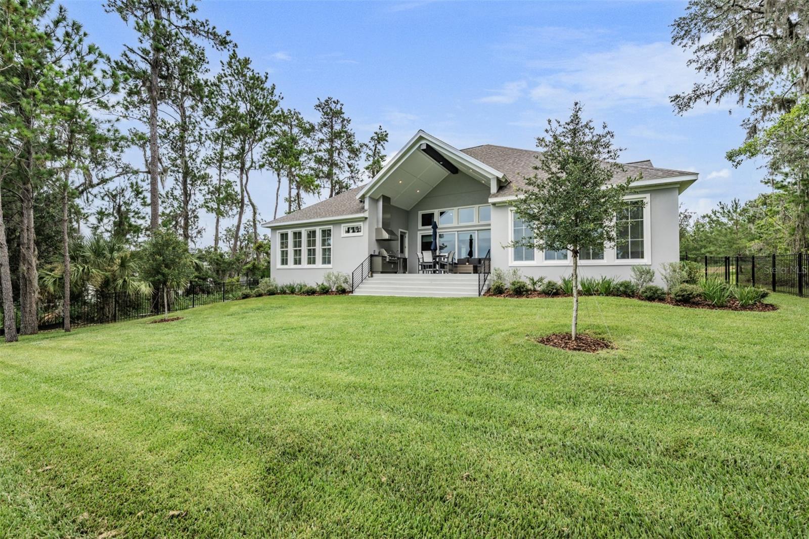 Image 44 of 62 For 6504 Summit View Drive