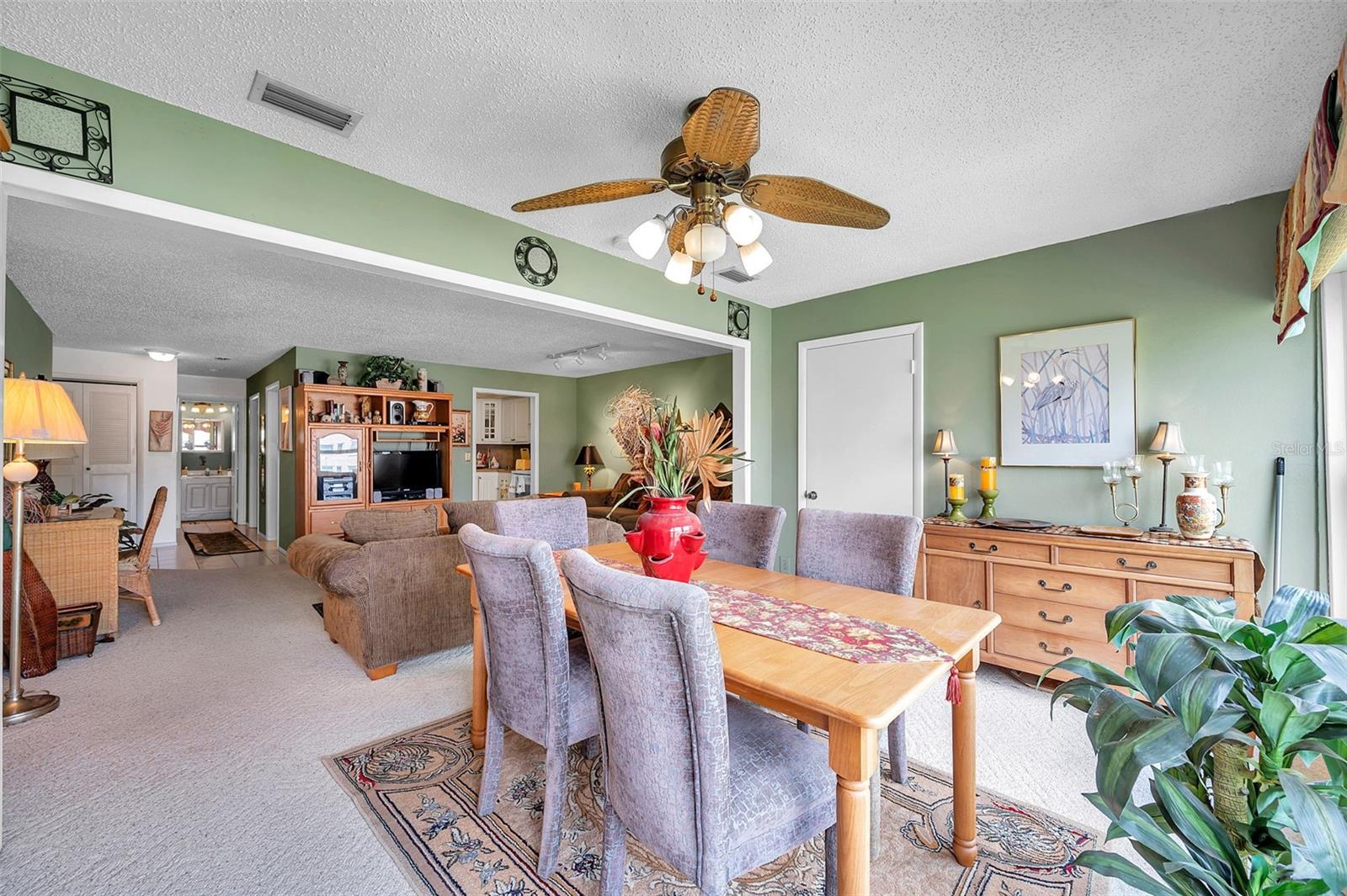Image 22 of 56 For 215 Dogwood Circle 215