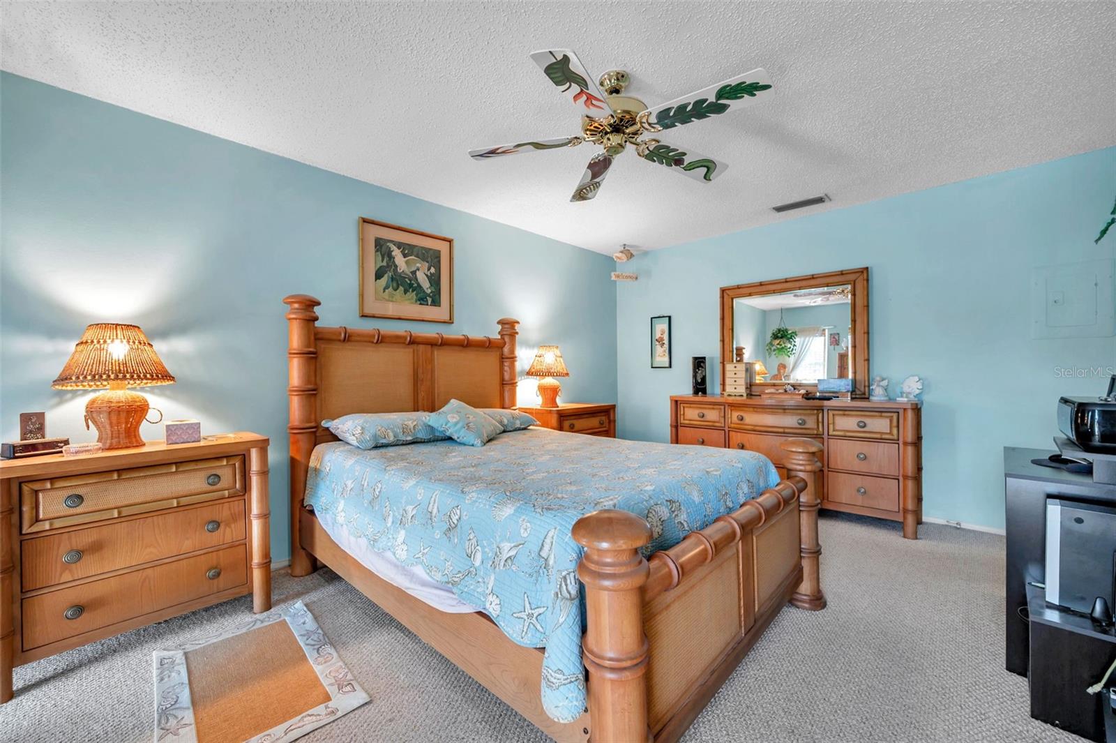 Image 29 of 56 For 215 Dogwood Circle 215