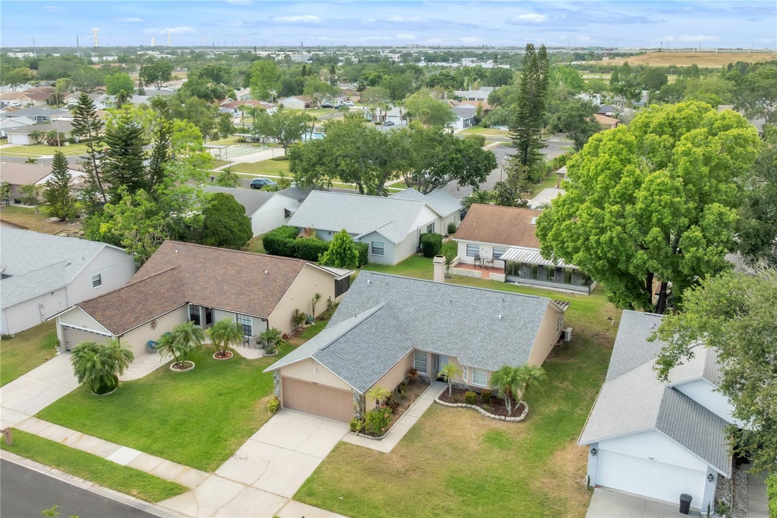 Image 35 of 47 For 4017 103rd Avenue N