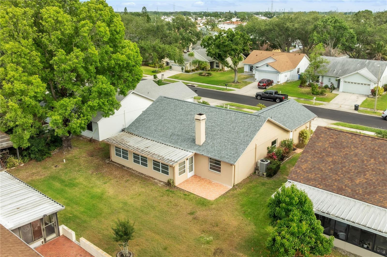 Image 39 of 47 For 4017 103rd Avenue N