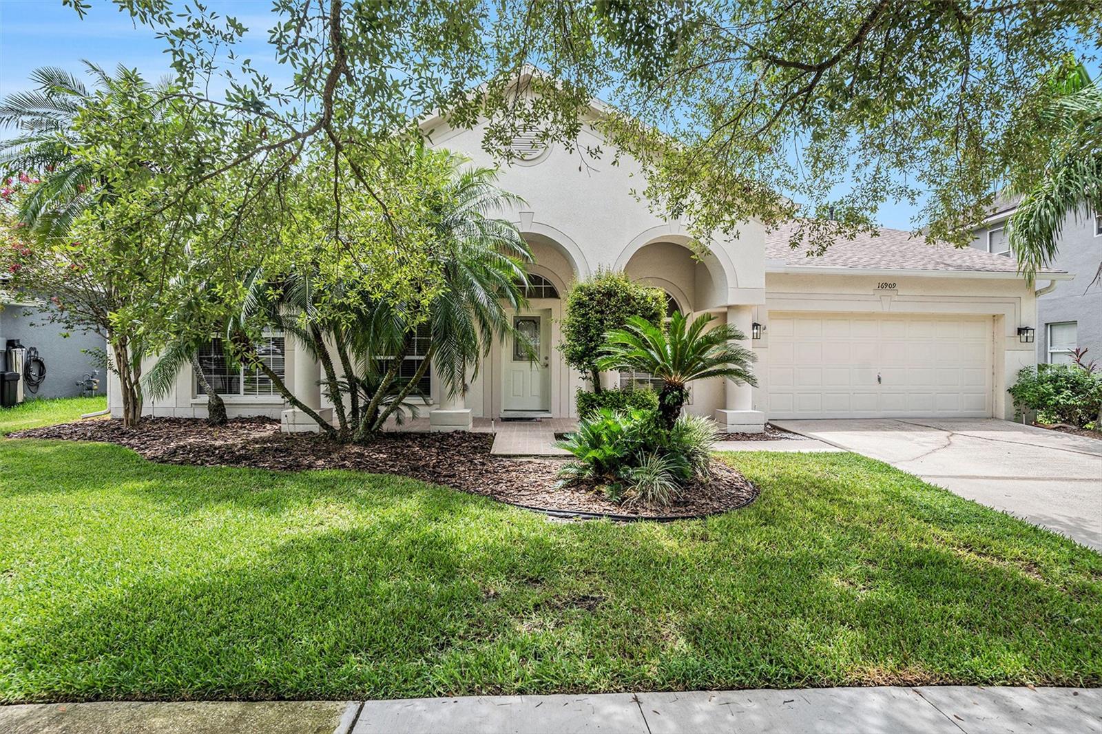 Details for 16909 Falconridge Road, LITHIA, FL 33547
