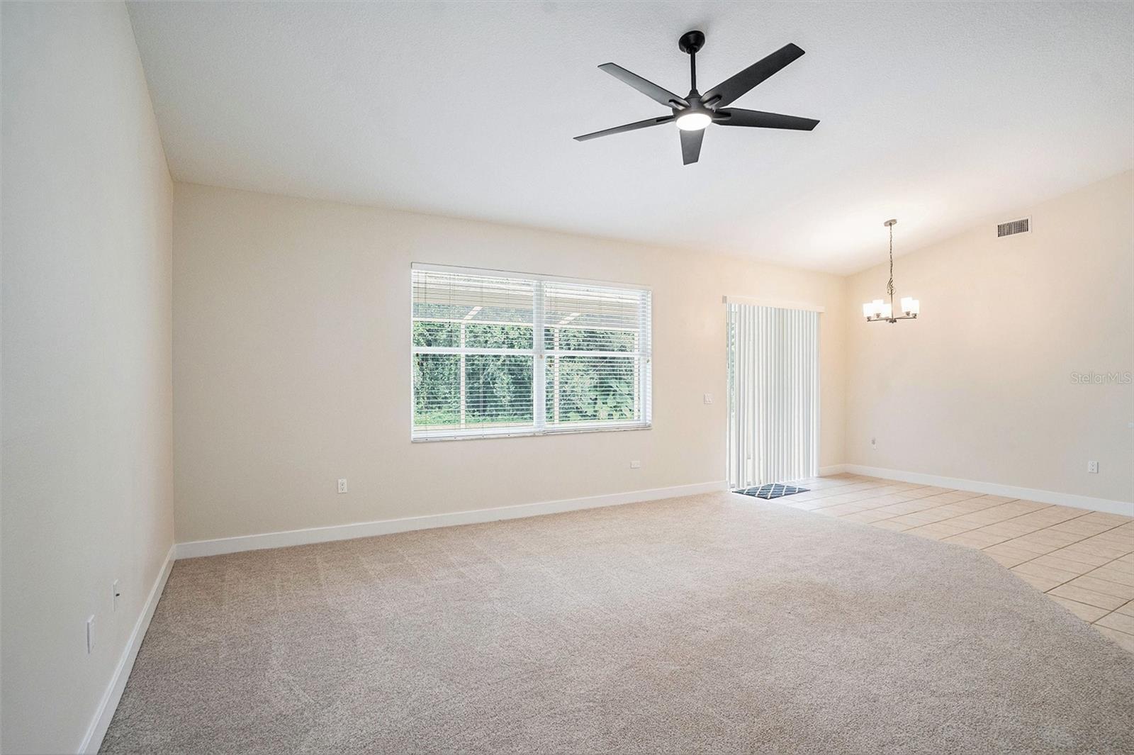 Image 5 of 17 For 16909 Falconridge Road