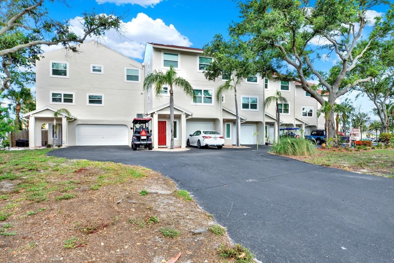 Image 11 of 40 For 812 Gulf Boulevard