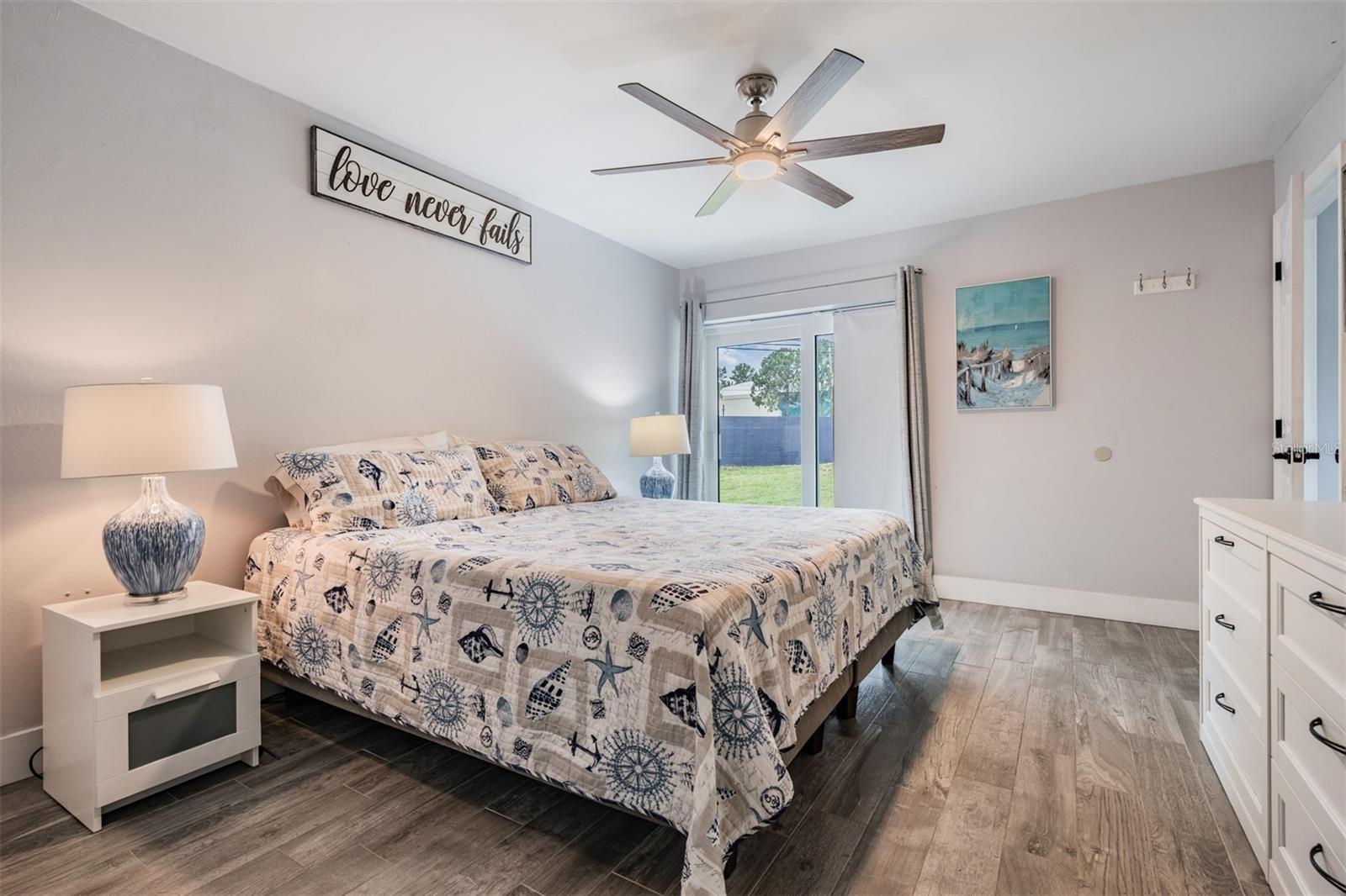 Image 16 of 33 For 2700 Woodmere Ct