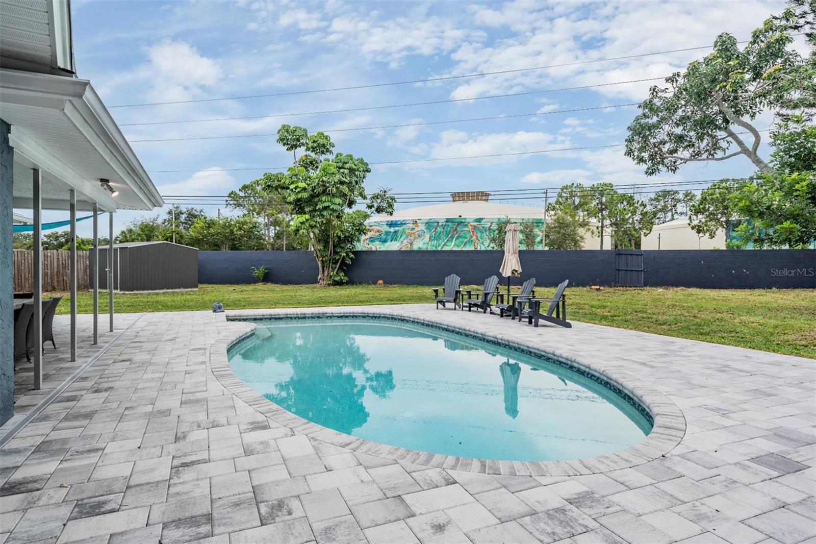 Image 25 of 33 For 2700 Woodmere Ct