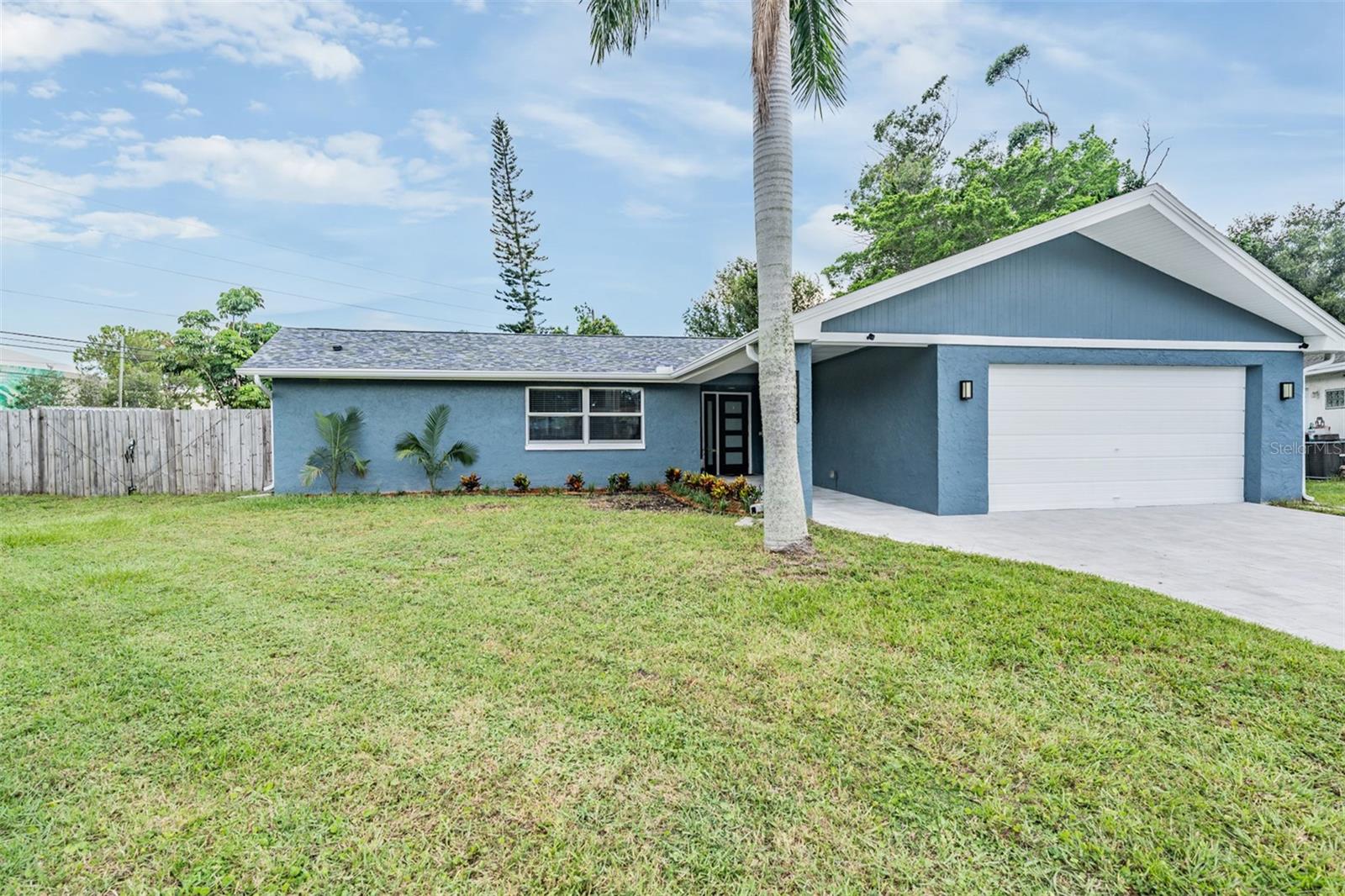 Image 29 of 33 For 2700 Woodmere Ct