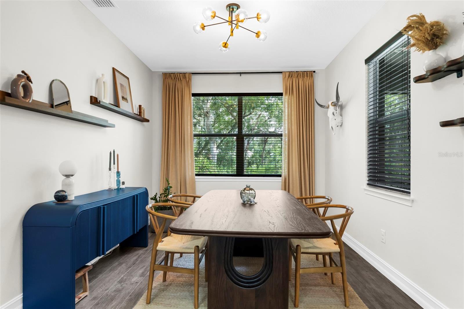 Listing photo id 18 for 5100 Westlake Boulevard