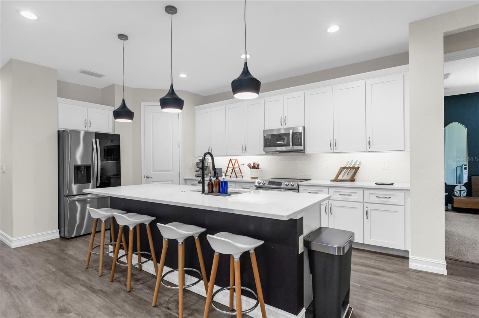 Listing photo id 20 for 5100 Westlake Boulevard
