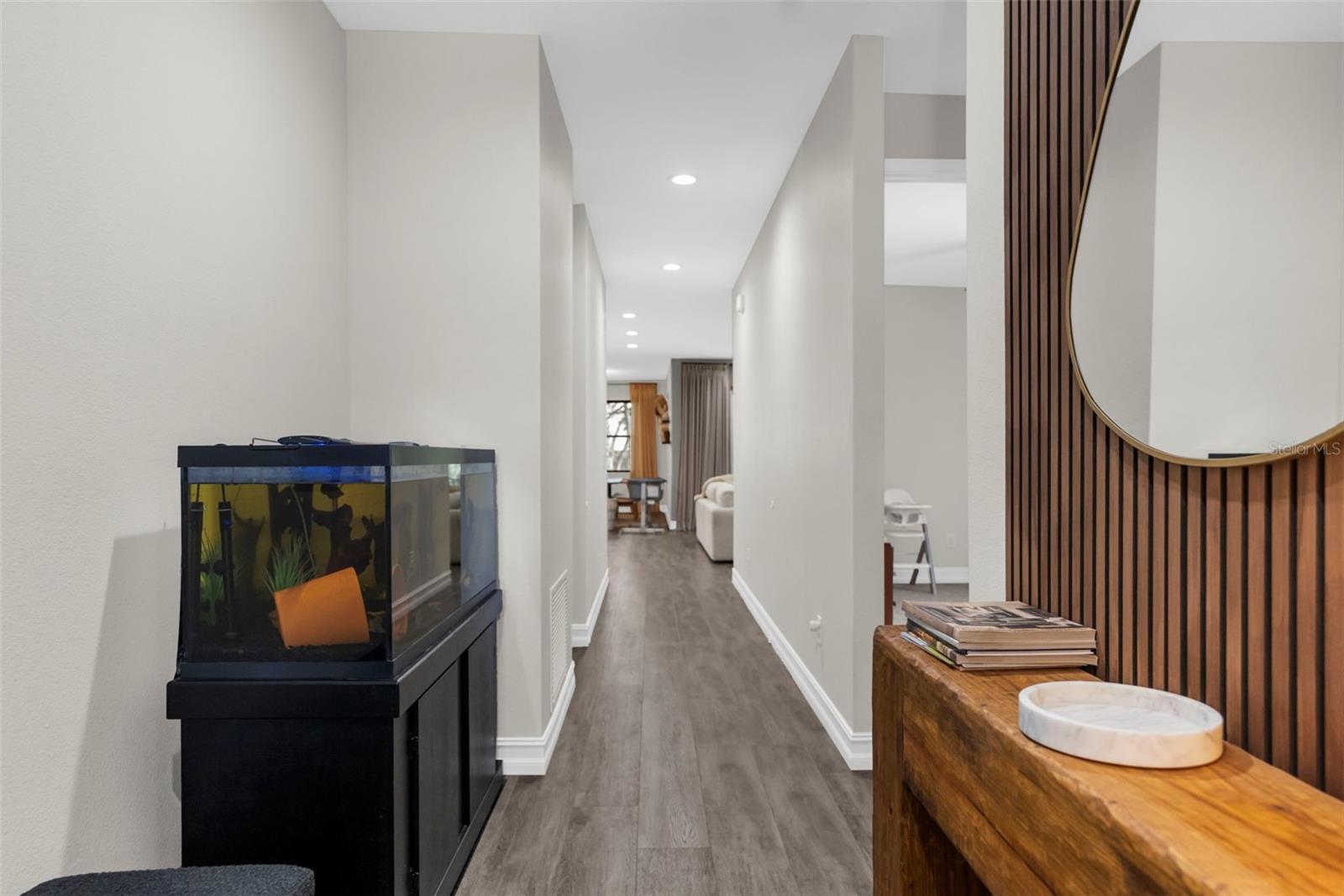 Listing photo id 37 for 5100 Westlake Boulevard