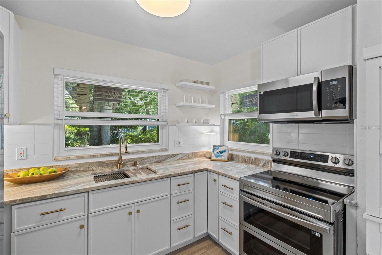 Image 10 of 45 For 4665 Woodland Drive