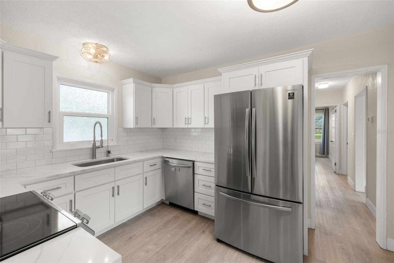 Image 11 of 30 For 260 46th Street N