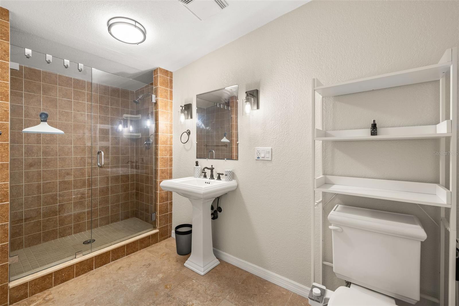 Image 22 of 30 For 260 46th Street N