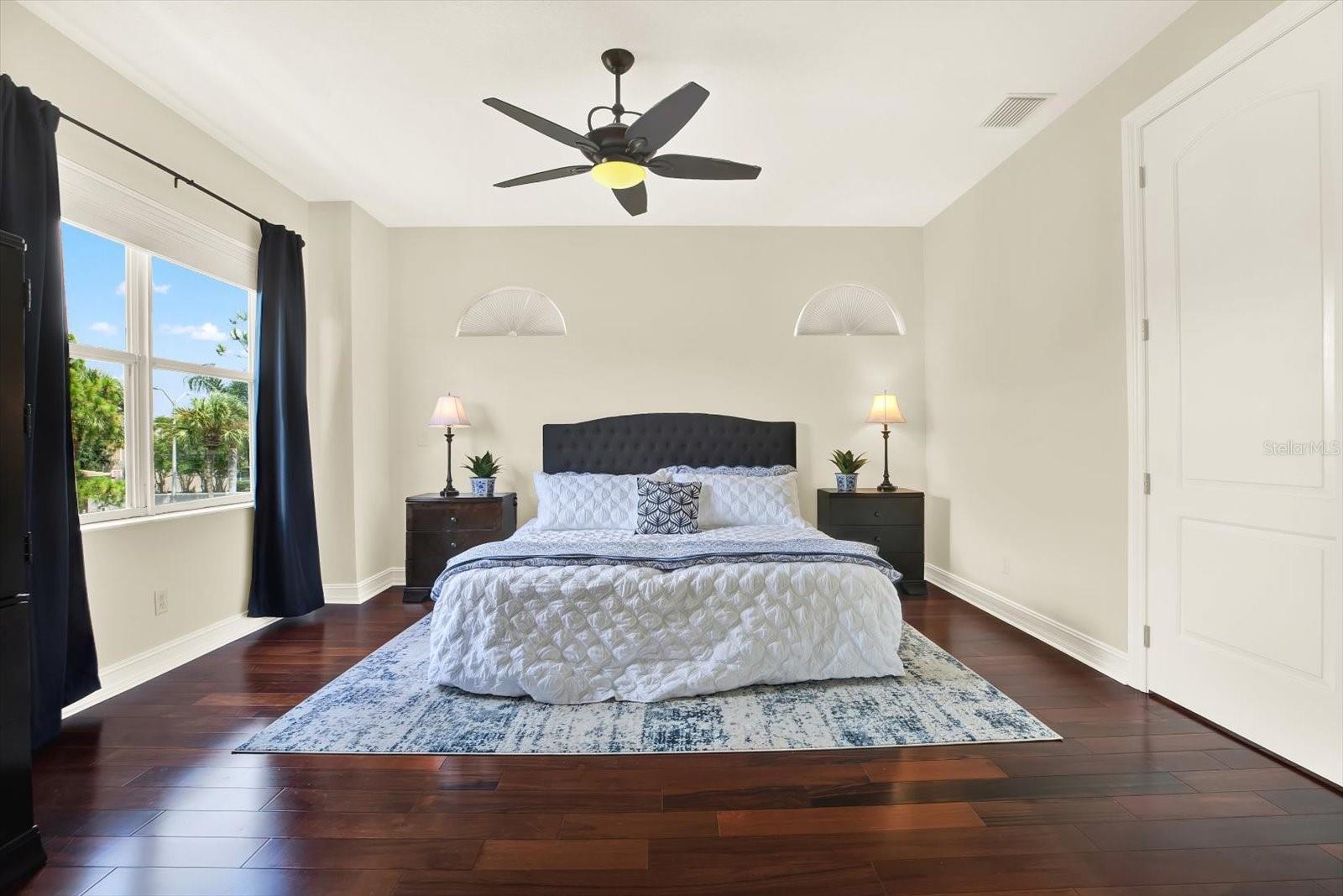 Image 10 of 43 For 10403 Saint Tropez Place