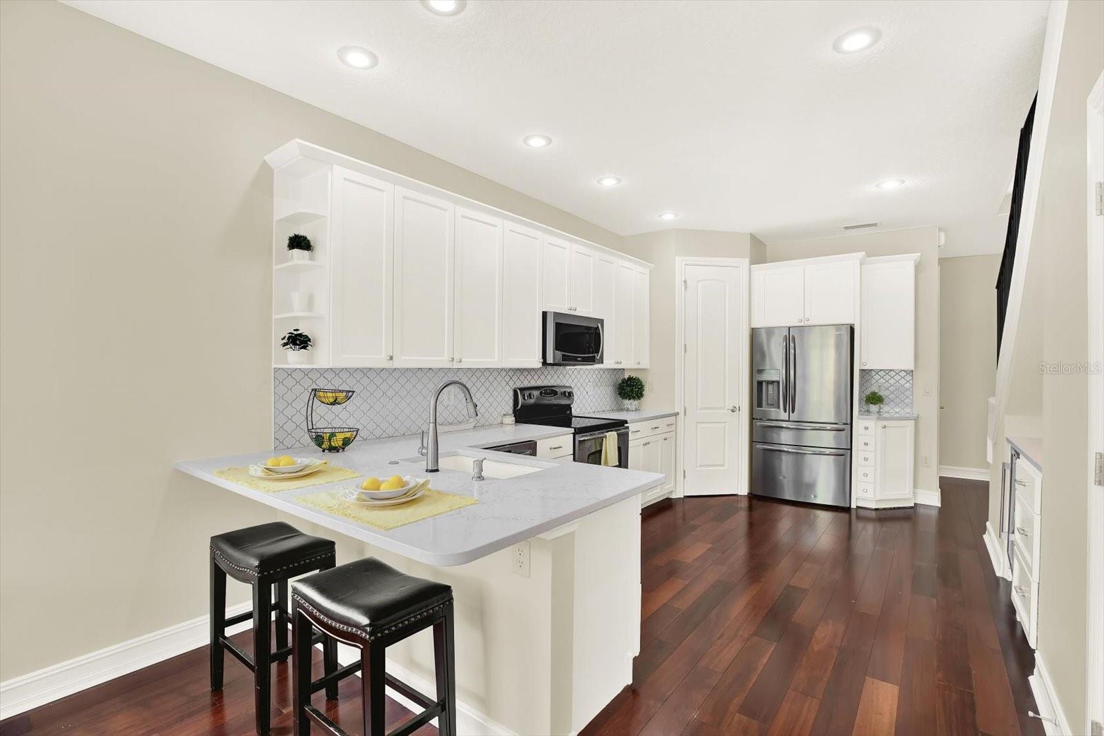 Image 18 of 43 For 10403 Saint Tropez Place