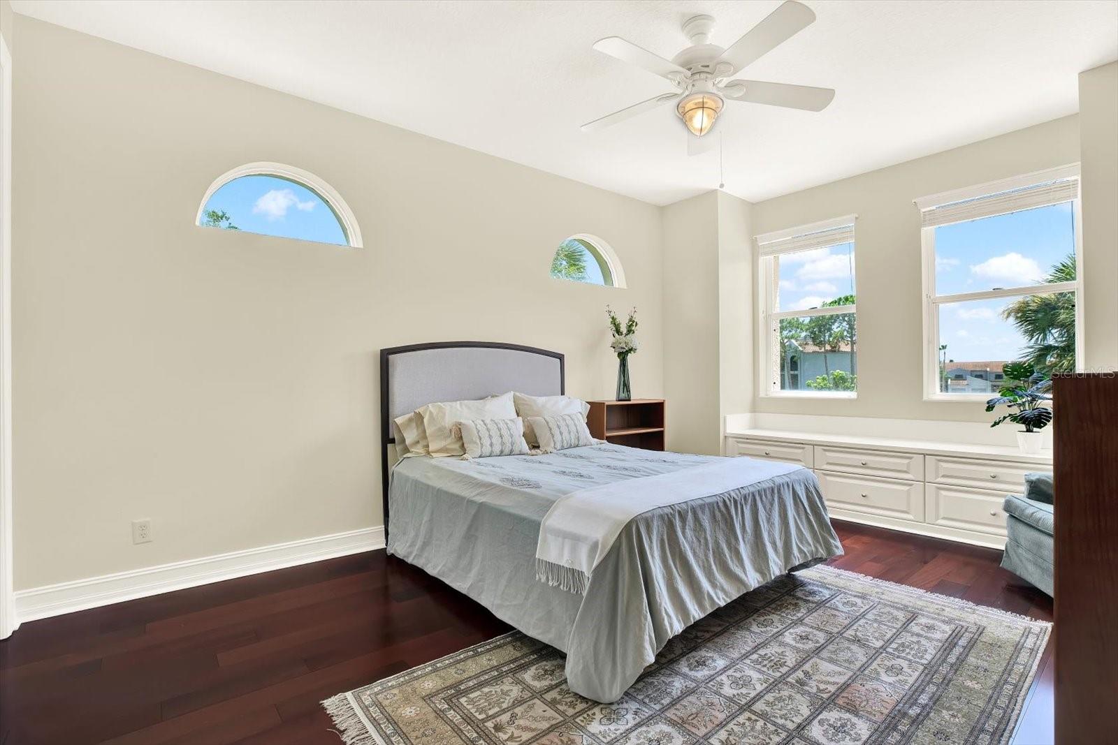 Image 26 of 43 For 10403 Saint Tropez Place