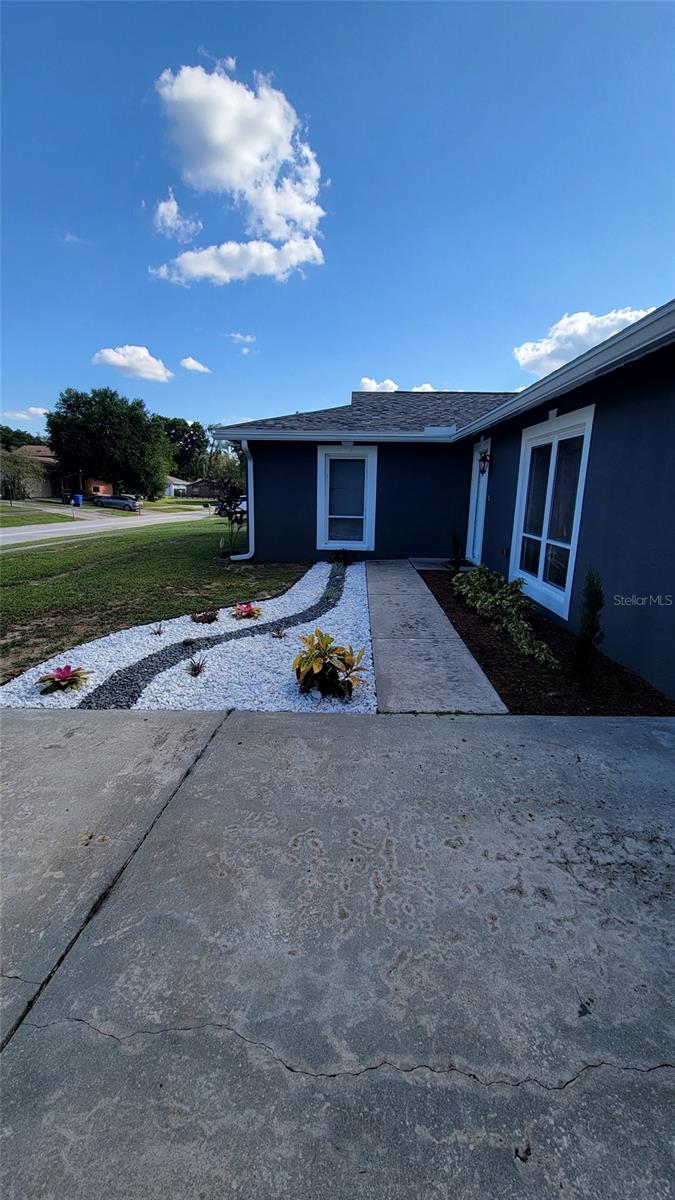 Image 4 of 31 For 2210 Kingswood Lane
