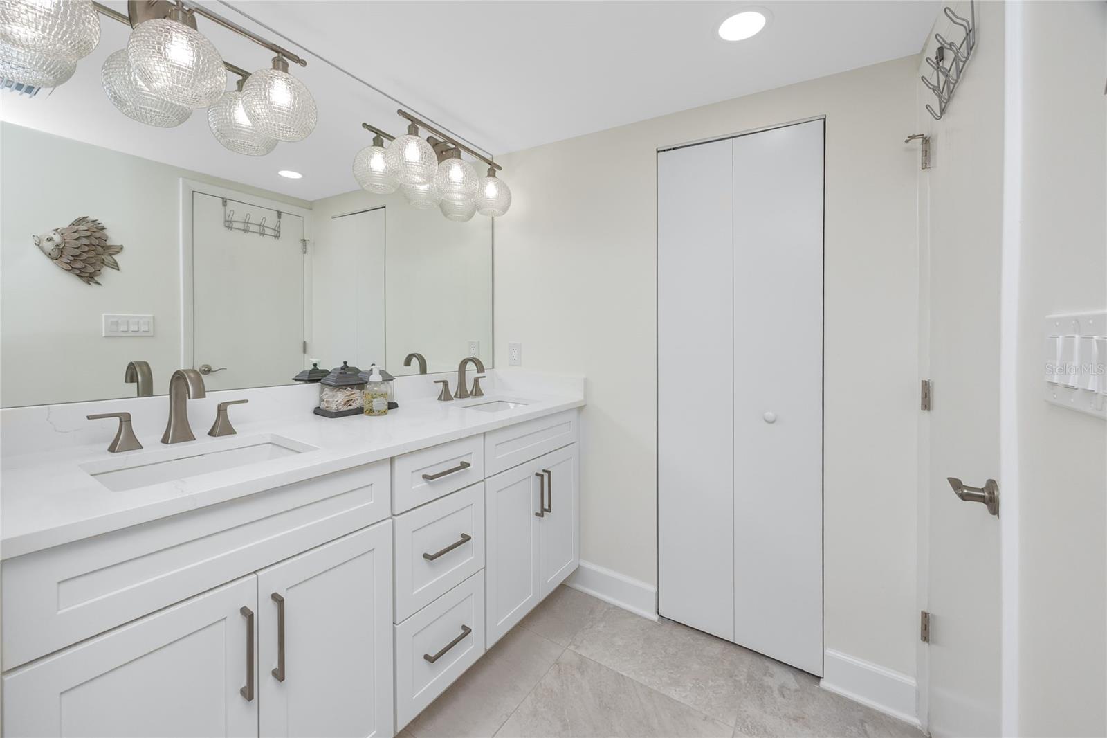 Image 35 of 83 For 17940 Gulf Boulevard 17c