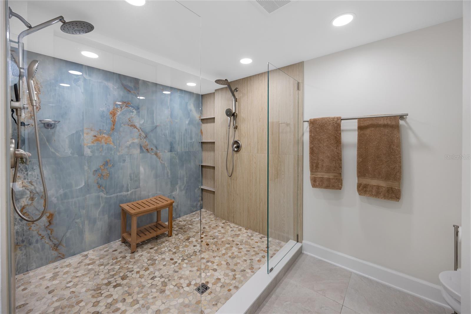 Image 36 of 83 For 17940 Gulf Boulevard 17c