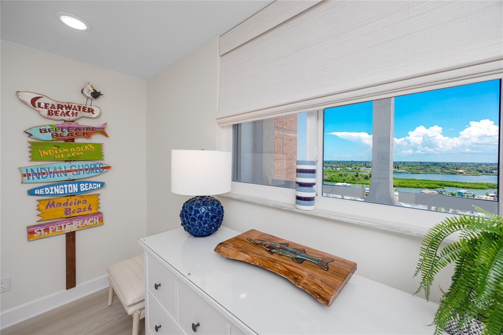 Image 39 of 83 For 17940 Gulf Boulevard 17c