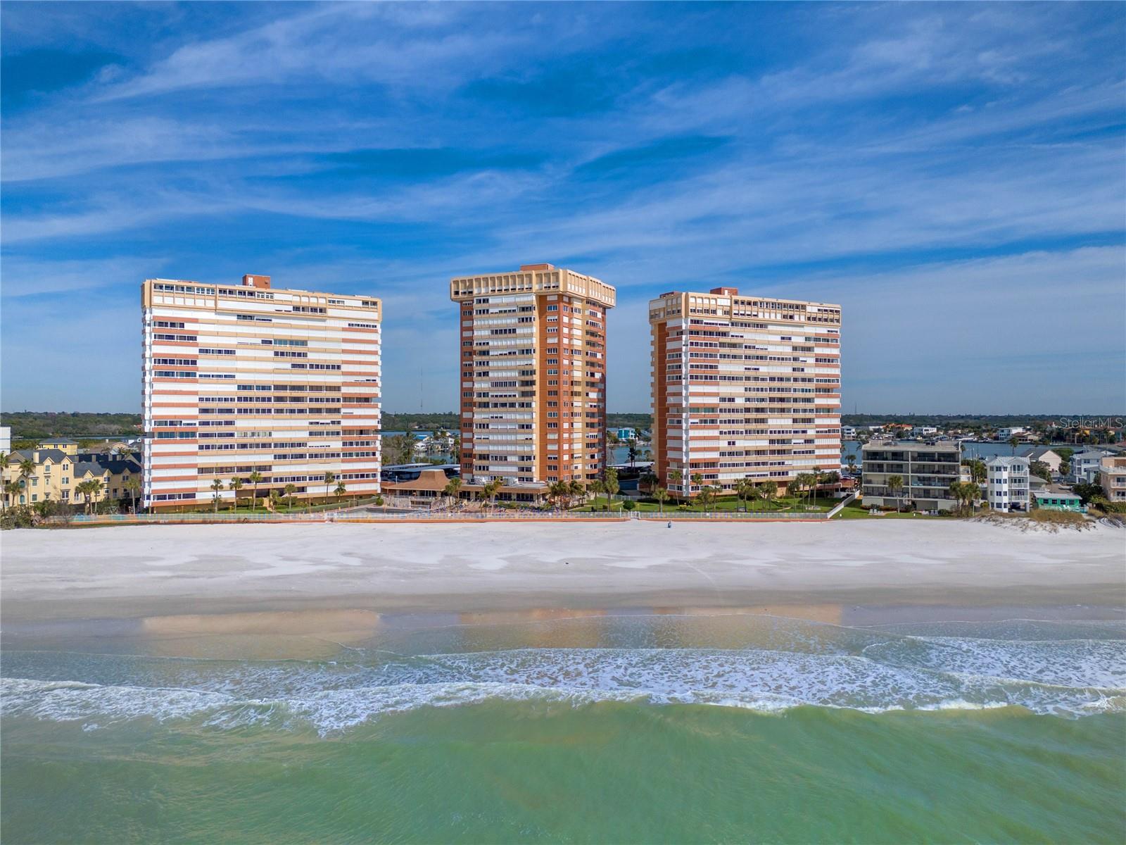 Image 56 of 83 For 17940 Gulf Boulevard 17c