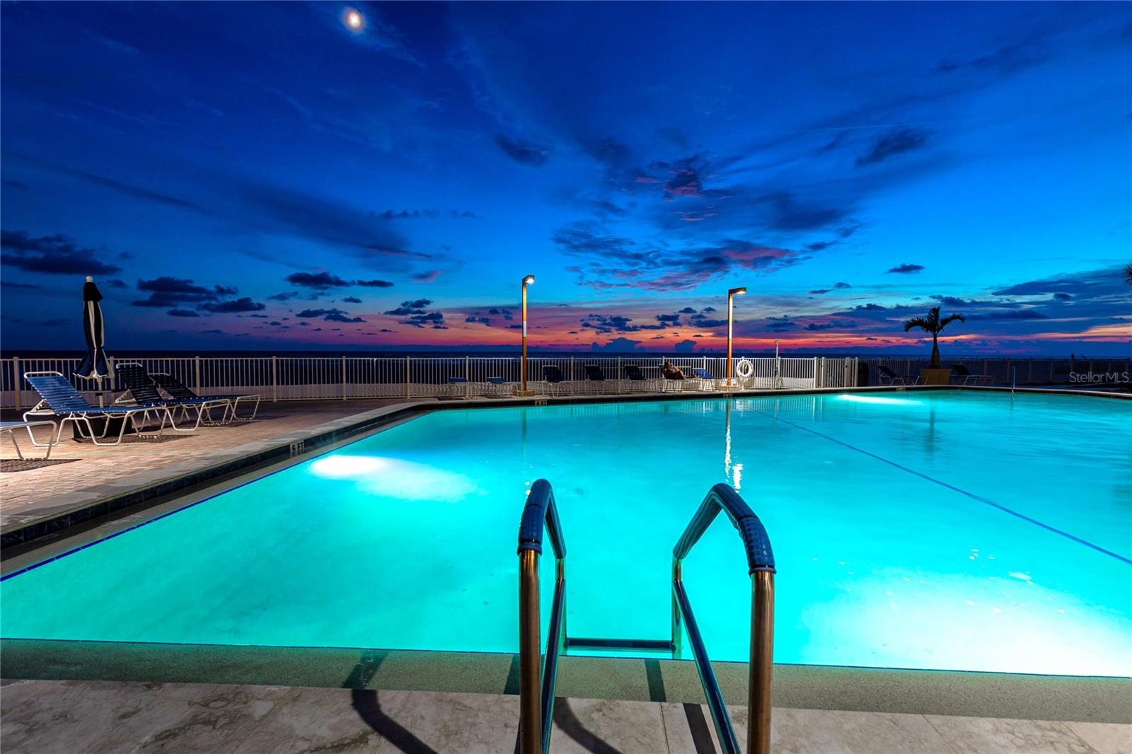 Image 71 of 83 For 17940 Gulf Boulevard 17c