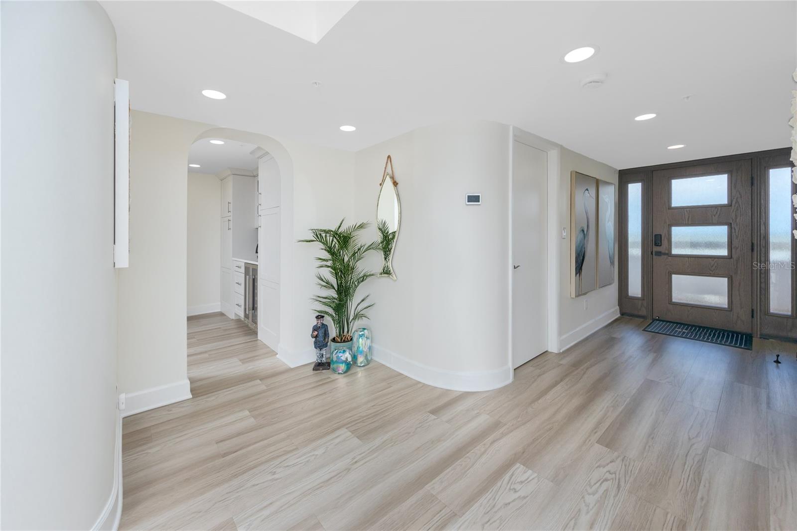 Image 9 of 83 For 17940 Gulf Boulevard 17c