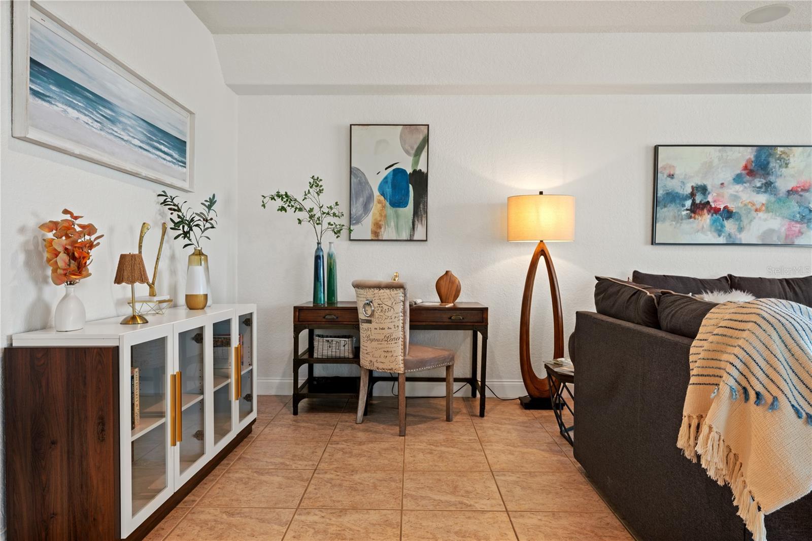Image 18 of 100 For 1661 Sea Breeze Drive