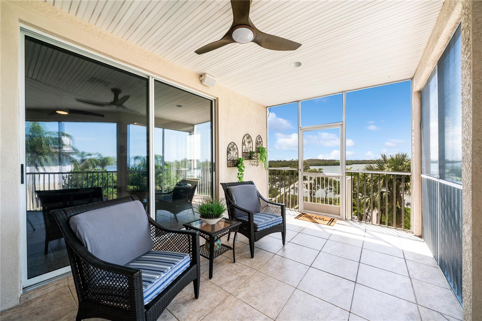 Image 22 of 100 For 1661 Sea Breeze Drive