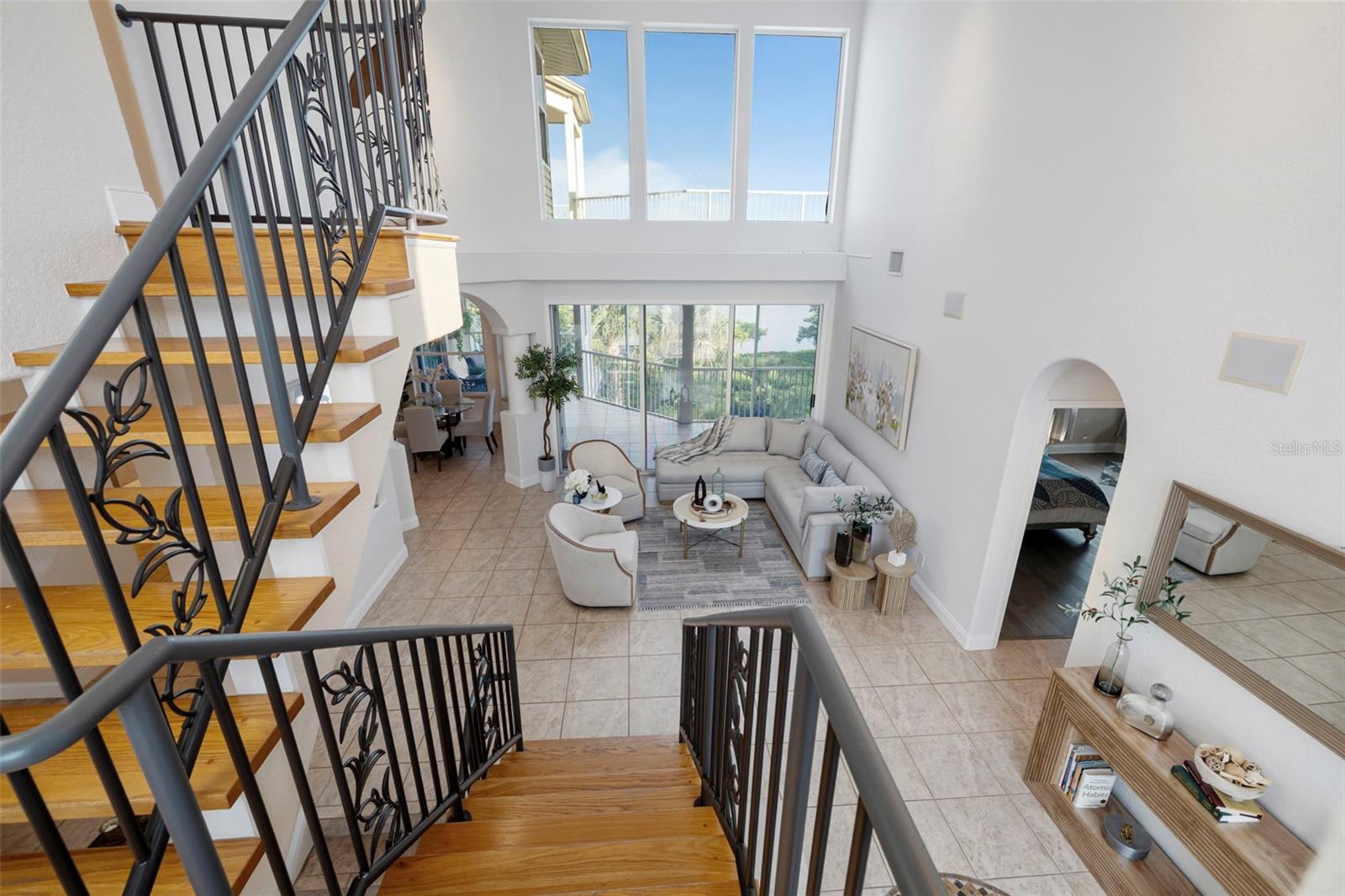 Image 37 of 100 For 1661 Sea Breeze Drive