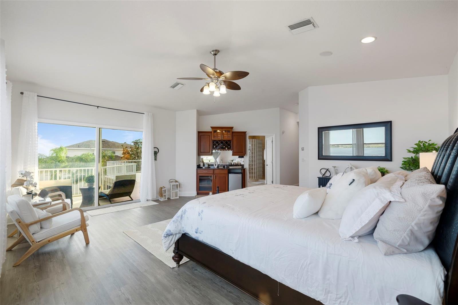 Image 44 of 100 For 1661 Sea Breeze Drive