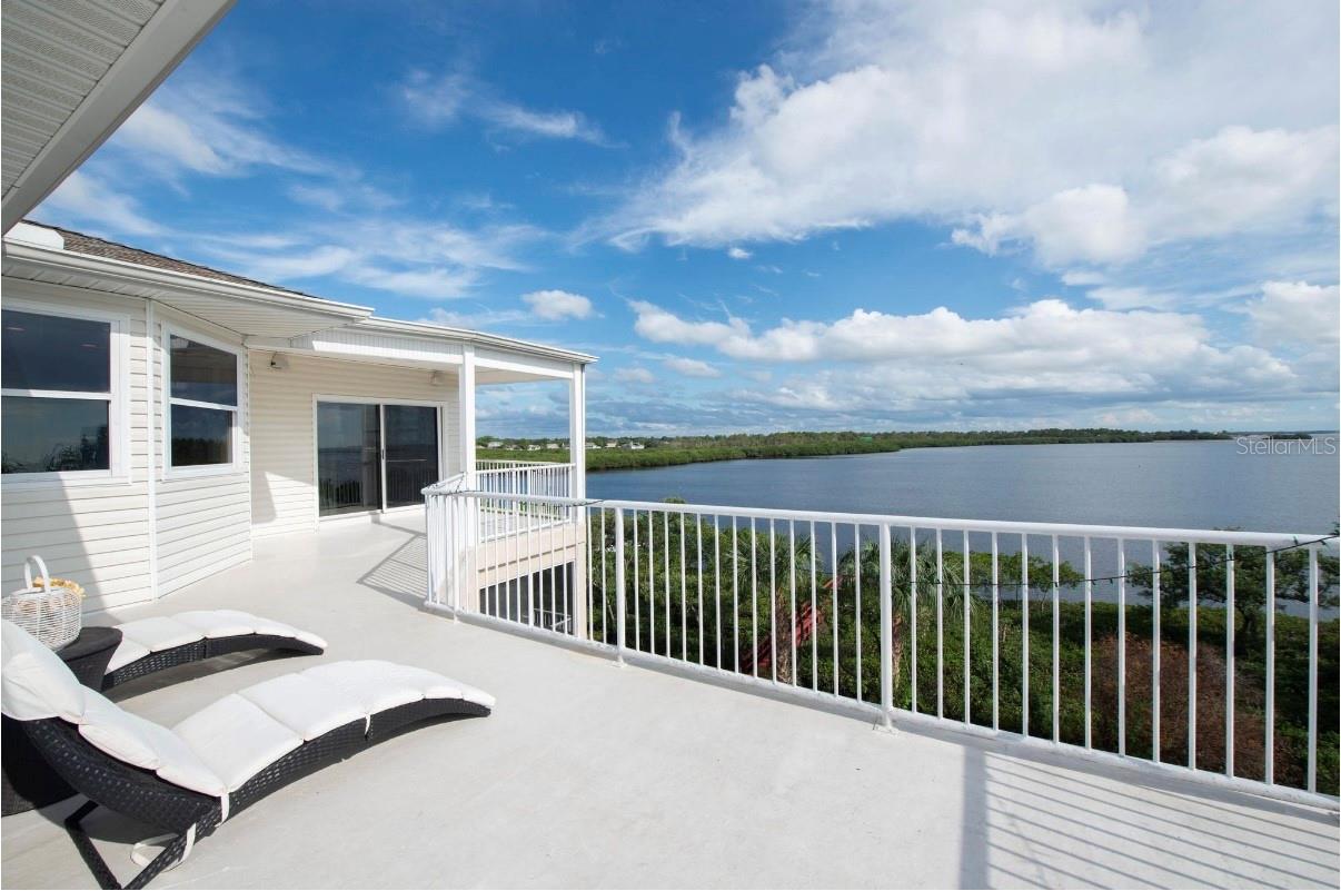 Image 48 of 100 For 1661 Sea Breeze Drive