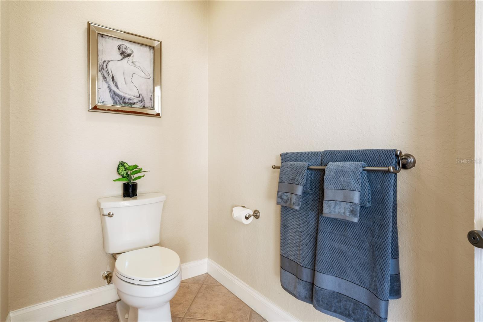 Image 56 of 100 For 1661 Sea Breeze Drive