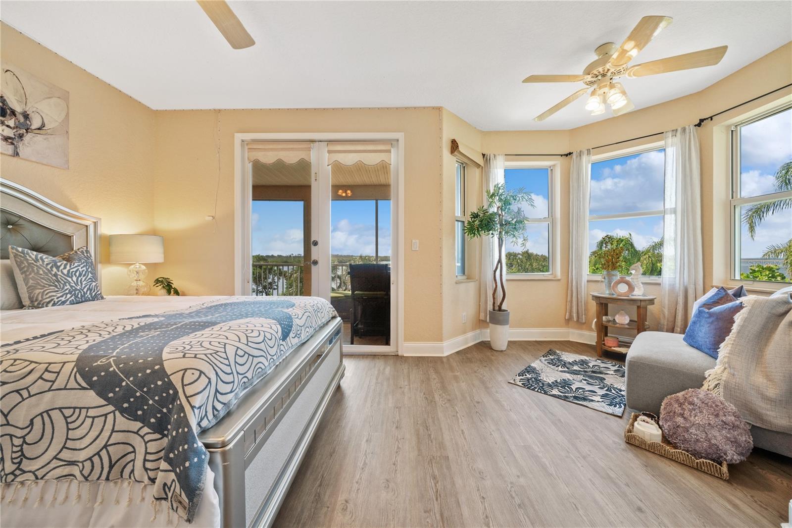 Image 59 of 100 For 1661 Sea Breeze Drive