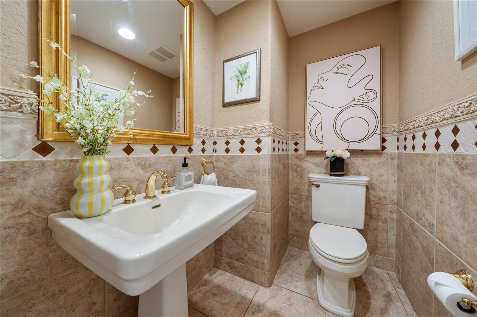 Image 74 of 100 For 1661 Sea Breeze Drive