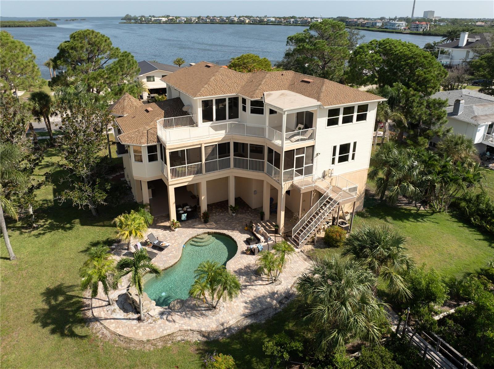 Image 8 of 100 For 1661 Sea Breeze Drive