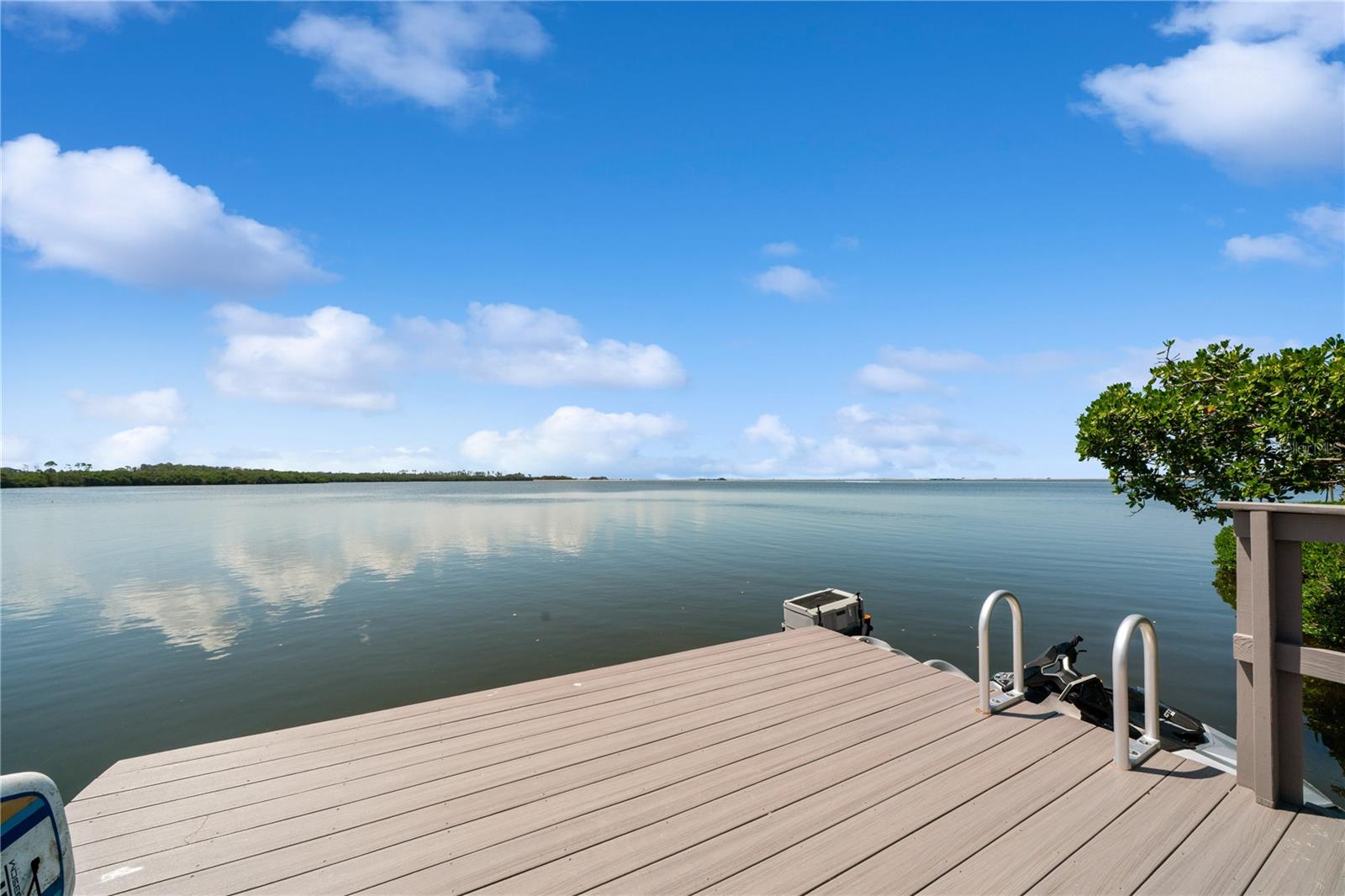 Image 82 of 100 For 1661 Sea Breeze Drive