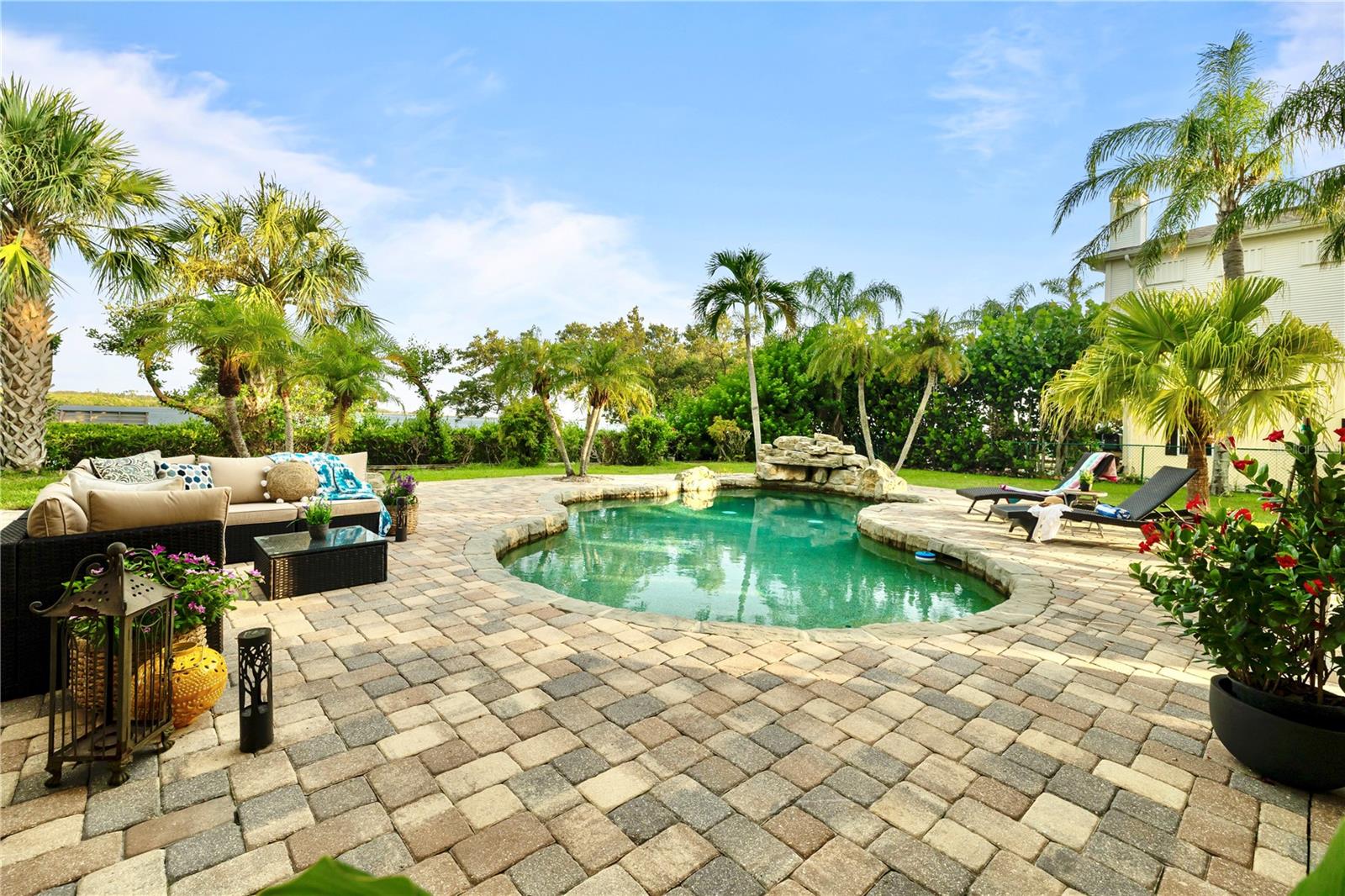 Image 84 of 100 For 1661 Sea Breeze Drive