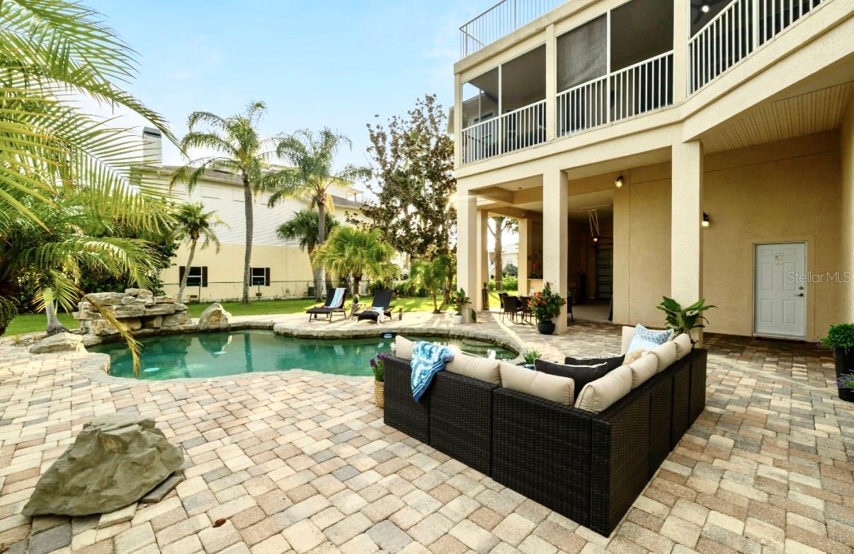 Image 85 of 100 For 1661 Sea Breeze Drive