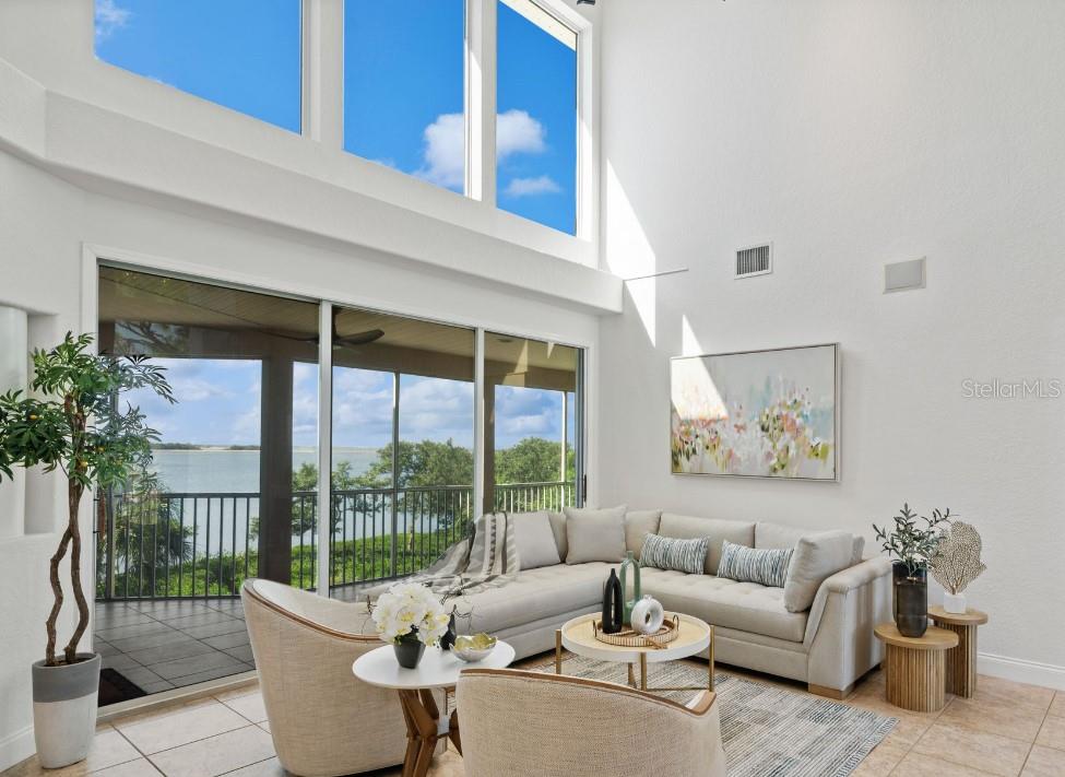 Image 9 of 100 For 1661 Sea Breeze Drive