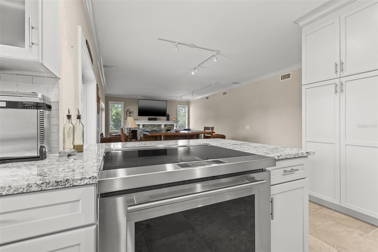 Image 14 of 41 For 967 Pine Hill Road