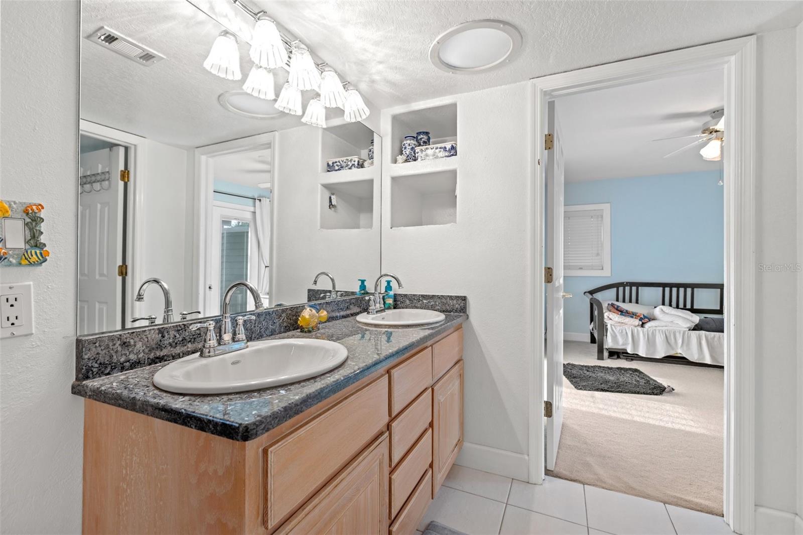 Image 33 of 41 For 967 Pine Hill Road