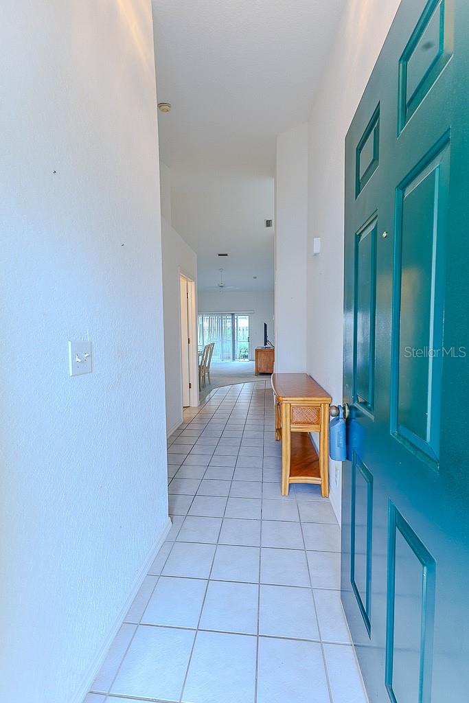 Image 4 of 37 For 682 Green Valley Road C5